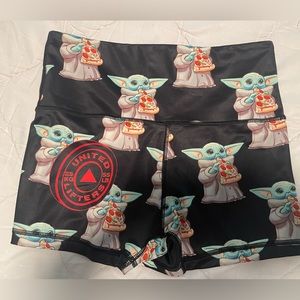 United lifters booty shorts size L